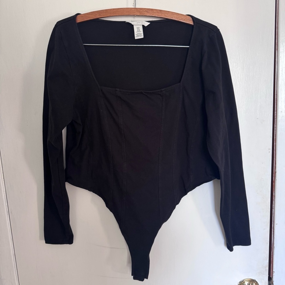 H&M Black Long-Sleeve Square Neck Bodysuit